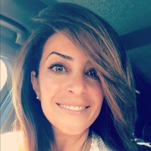 Meet your Posher, Edita